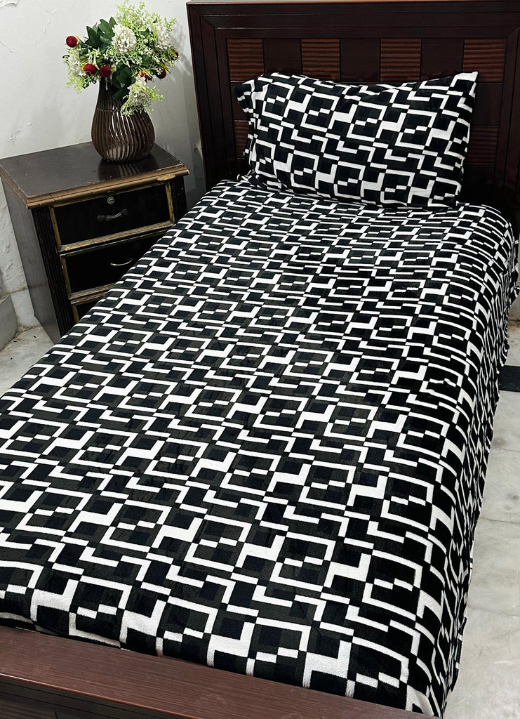 DANAK MARINA COLLECTION